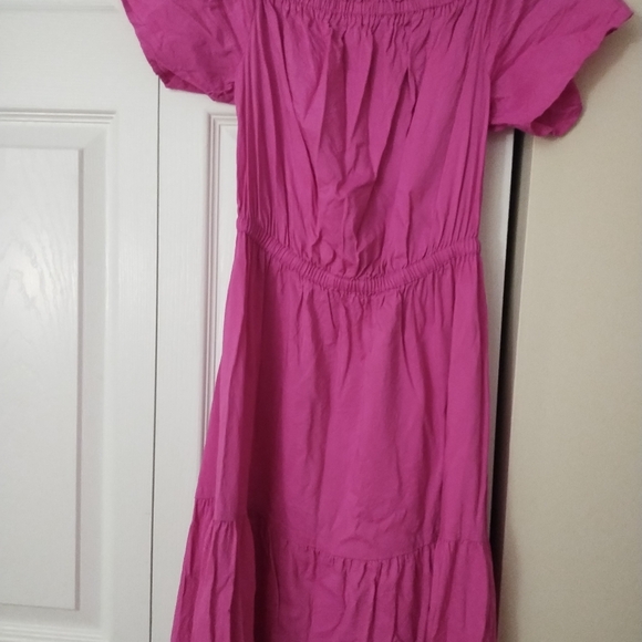 Dress - Picture 2 of 3